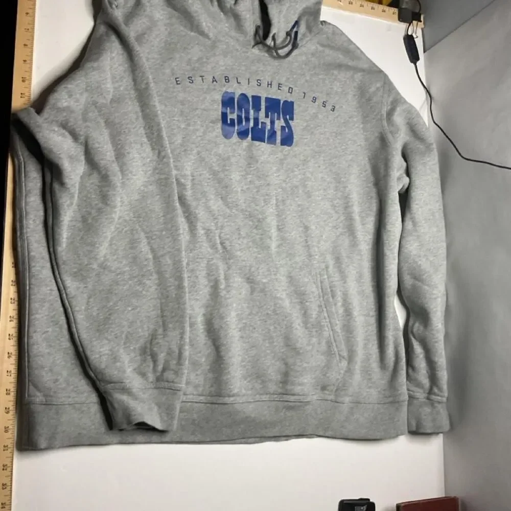 Nike Men's Grey Hoodie